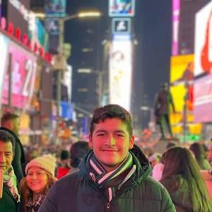 Meet your Posher, Gabriel carmelo